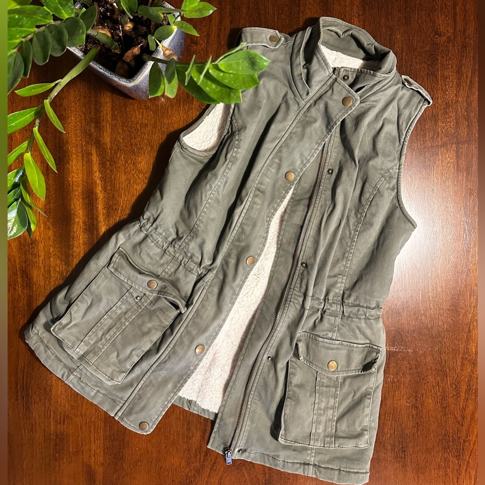 Market & Spruce Sherpa Lined Vest